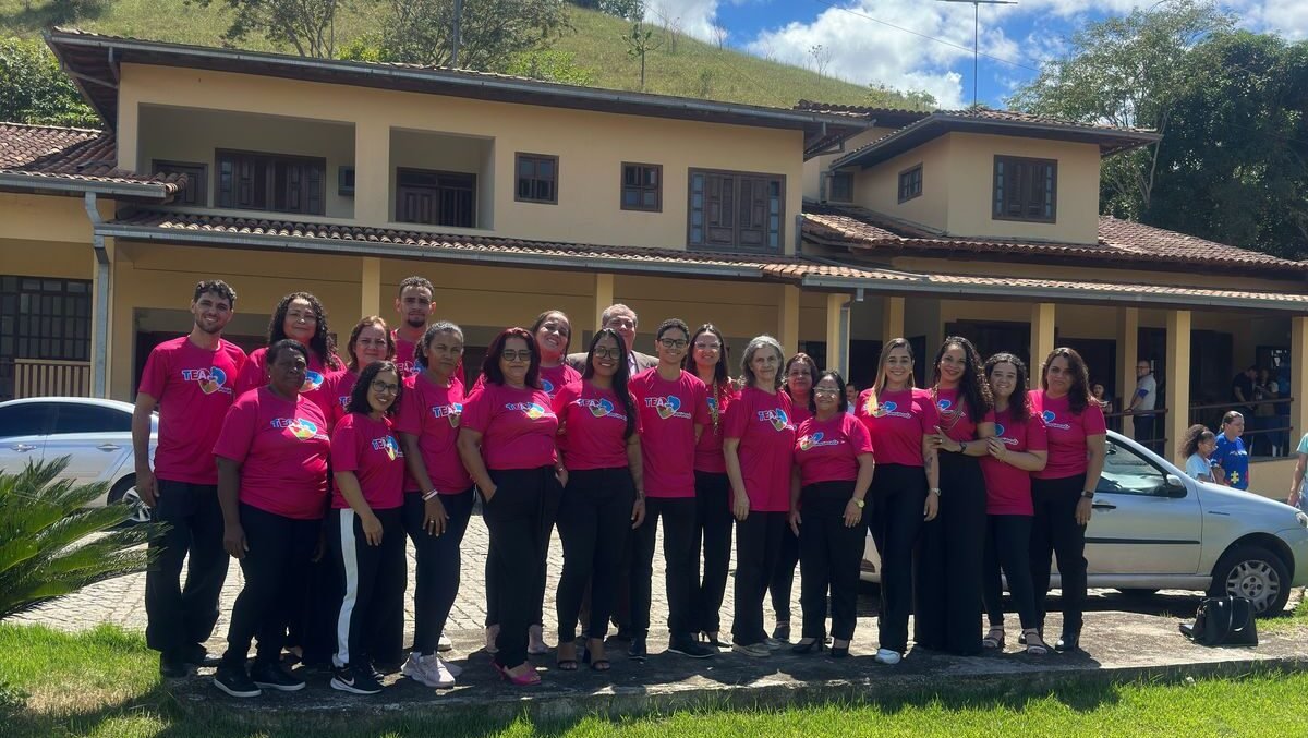 Serviço gratuito de atendimento a crianças com TEA é ampliado em Santana do Paraíso (MG)